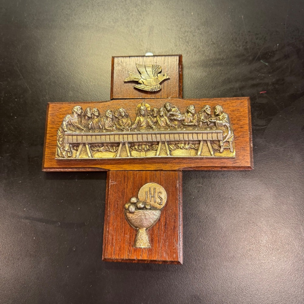 Last Supper Wall Cross Religious 7.5in Brown Wood Metal Relief Dove JHS Chalice